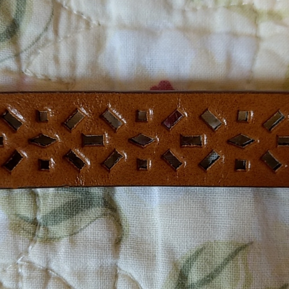 Belt - Picture 2 of 2